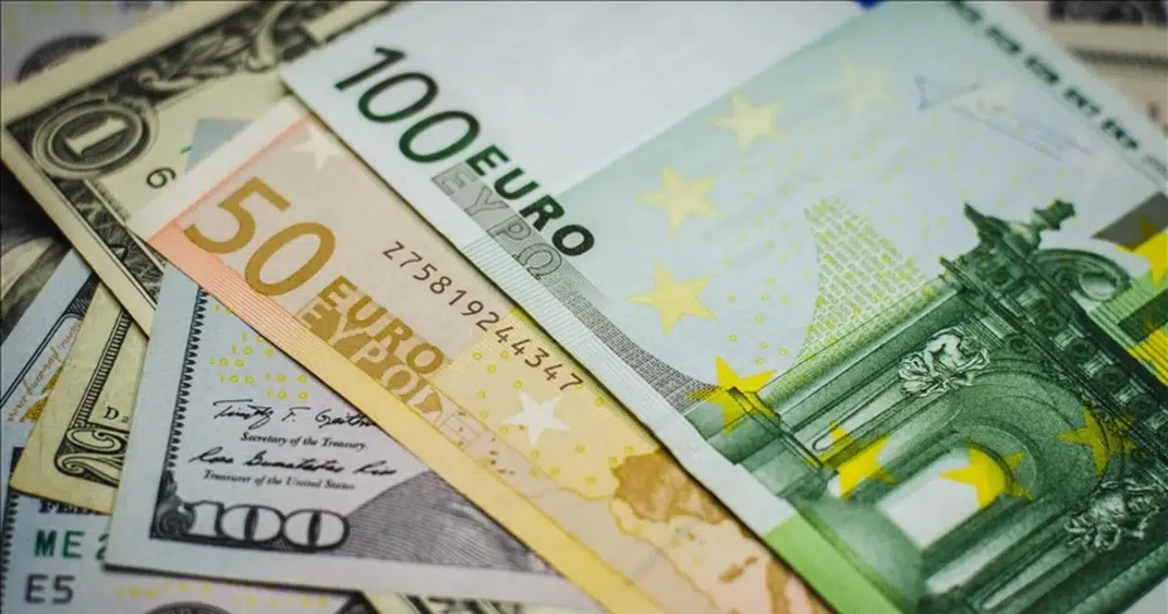 İstanbul serbest piyasasında döviz kurları yeni güne yatay seyirle başladı!