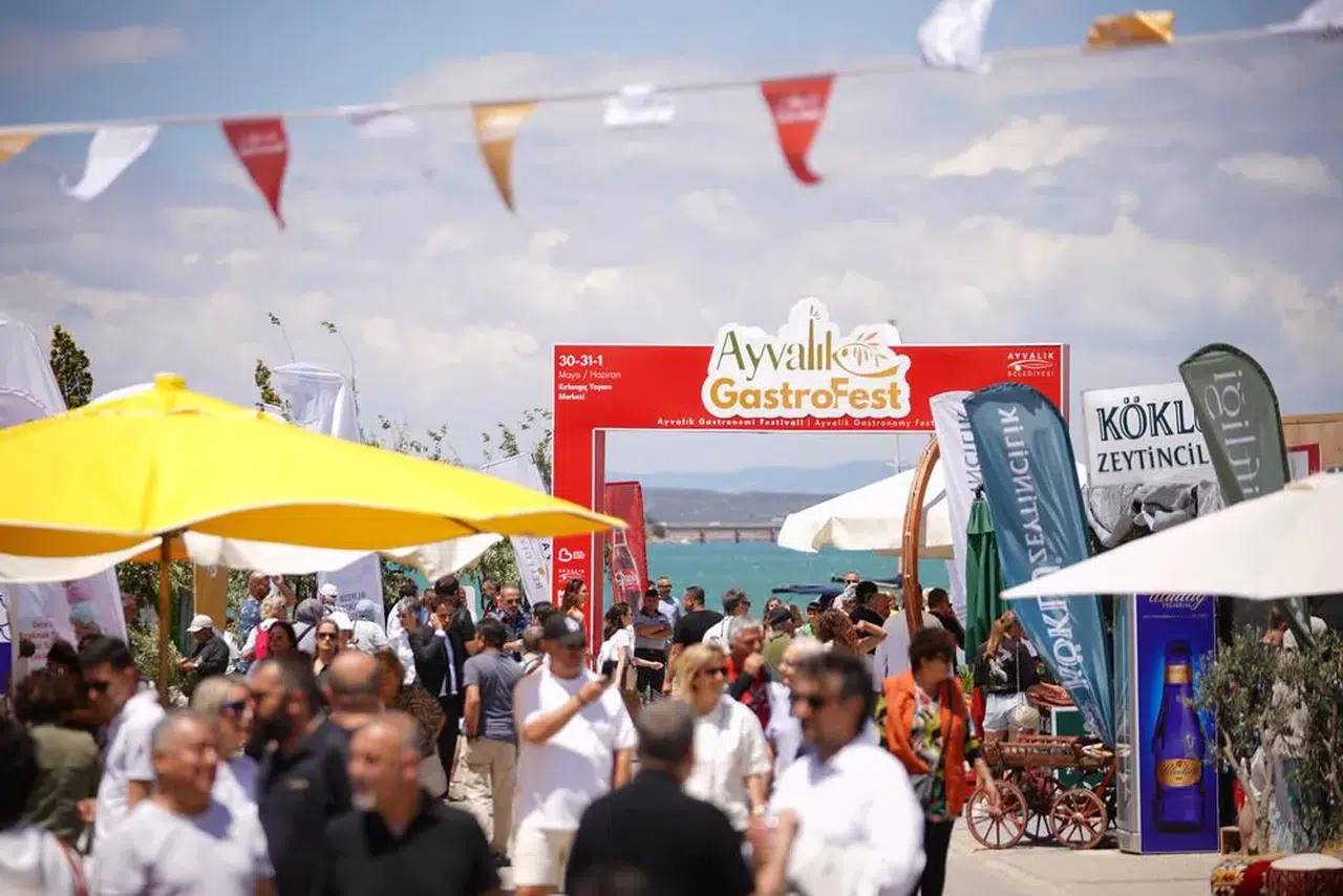 Ayvalık GastroFest ikinci kez  gastronomi dünyasını buluşturuyor!