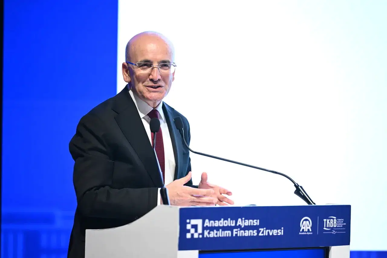 Bakan Şimşek: 'Şoklar büyük ancak yönetilebilir'