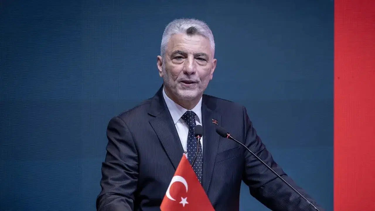 Bakan Bolat küresel krizlere meydan okuyan rakamları açıkladı: İhracatta dirençli görünüm!