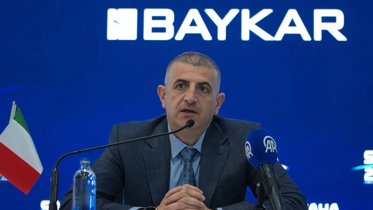 Türk firmaları, SAHA 2026 savunma fuarının ilk 3 gününde yaklaşık 8 milyar dolarlık ihracat sözleşmesi imzaladı!