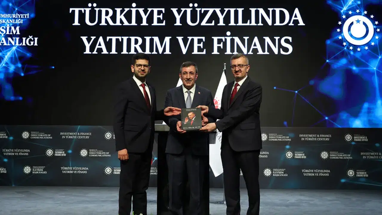 'Türkiye Yüzyılında Yatırım ve Finans' kitabı tanıtıldı: Ekonomi vizyonu tek kaynakta toplandı
