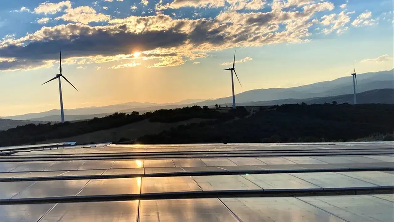 Enerji pazarında dengeler değişti: Rüzgar ve güneşten kömüre tarihi çalım