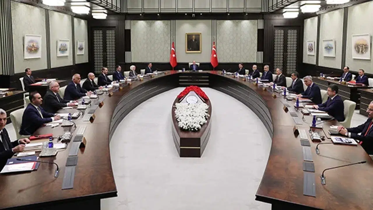 Kabine bugün toplanıyor: Kritik başlıklar masada!