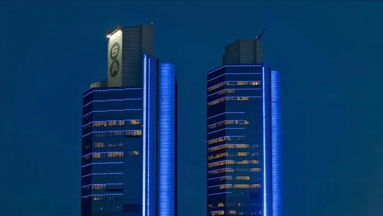 Sabancı Holding 19 Mayıs'ı dron gösterisiyle kutladı!