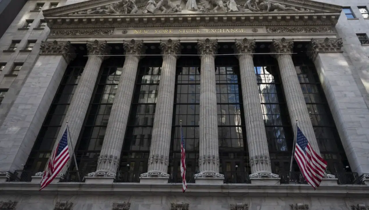 S&P 500 ve Nasdaq son bir ayın en düşüğünde