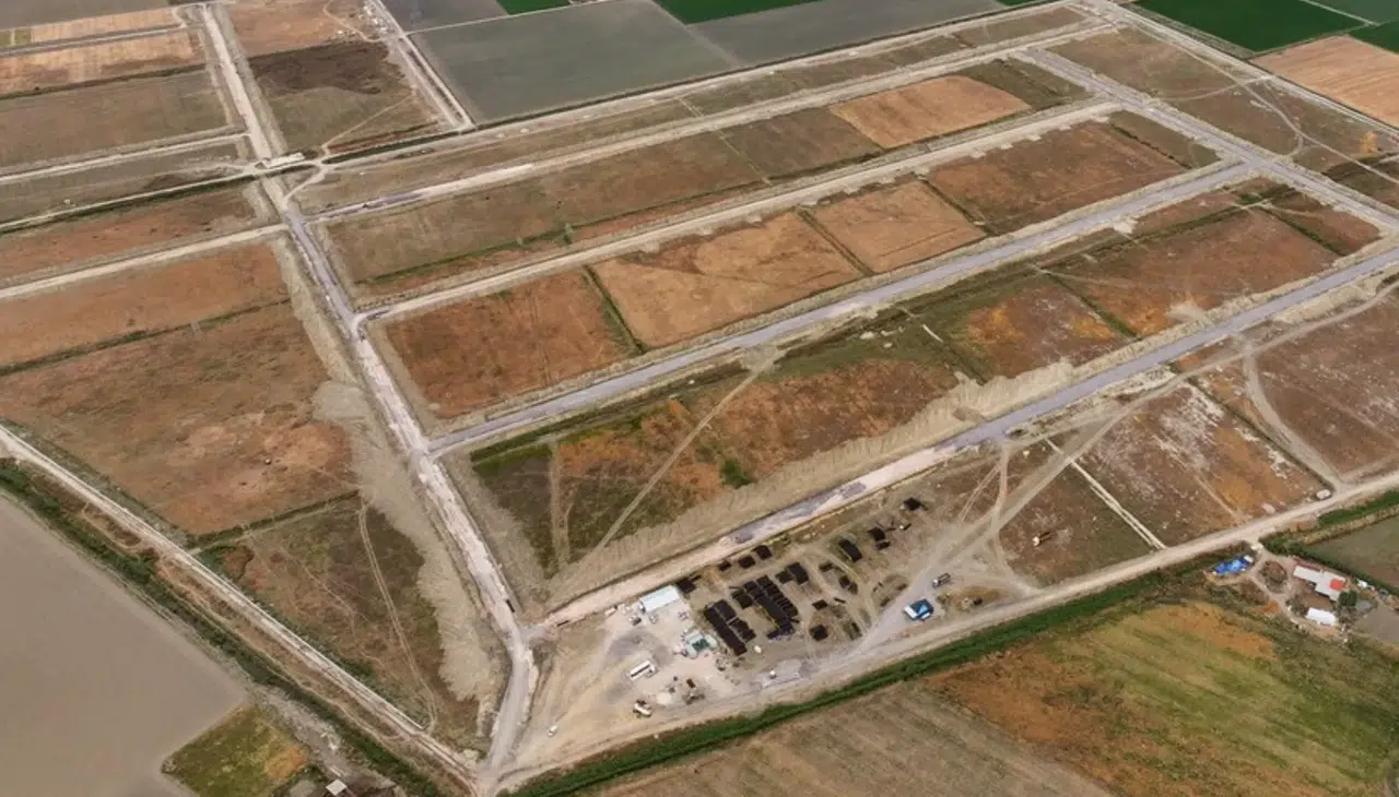 Dört duvar, kameralar ve tel çitler: Türkiye'nin ilk tıbbi kenevir üssü kuruluyor