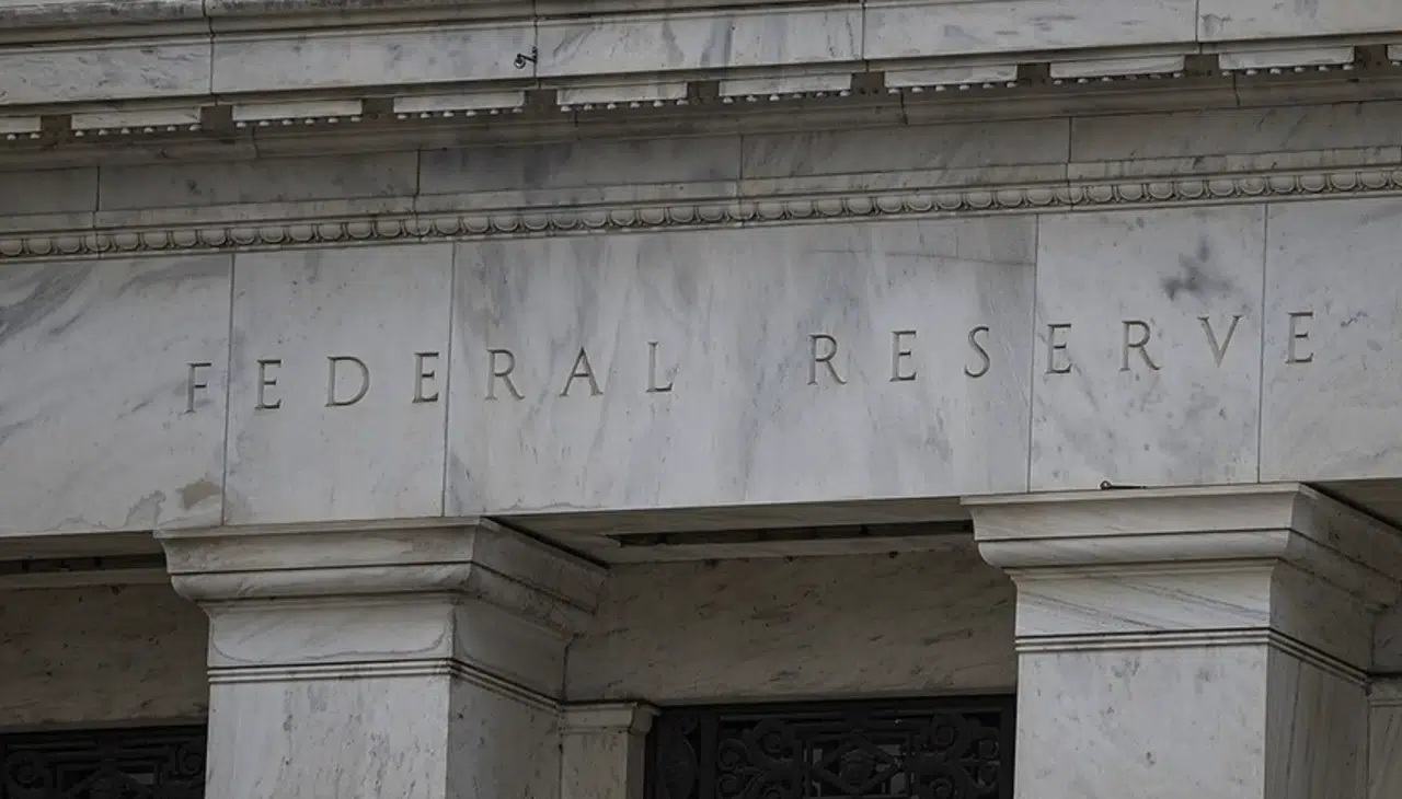 Modern kapitalizmin mimarı Alan Greenspan 100 yaşında hayatını kaybetti