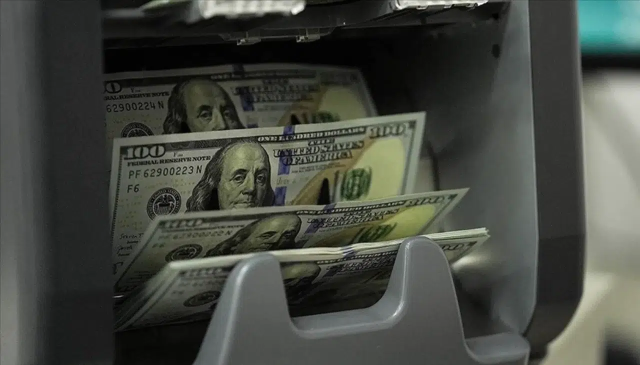Şirketlerin döviz açığı 194 milyar dolara geriledi