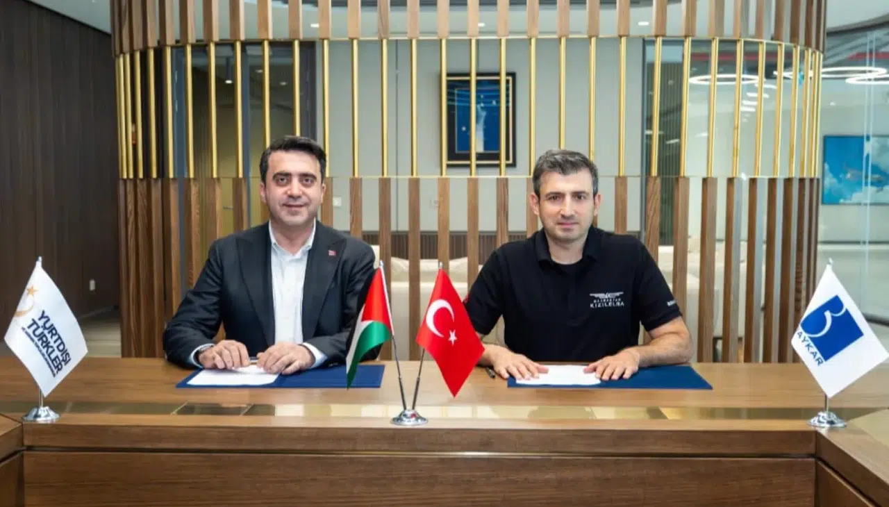 Selçuk Bayraktar ve YTB imzaladı: 200 Filistinli öğrencinin tüm masraflarını Baykar karşılıyor