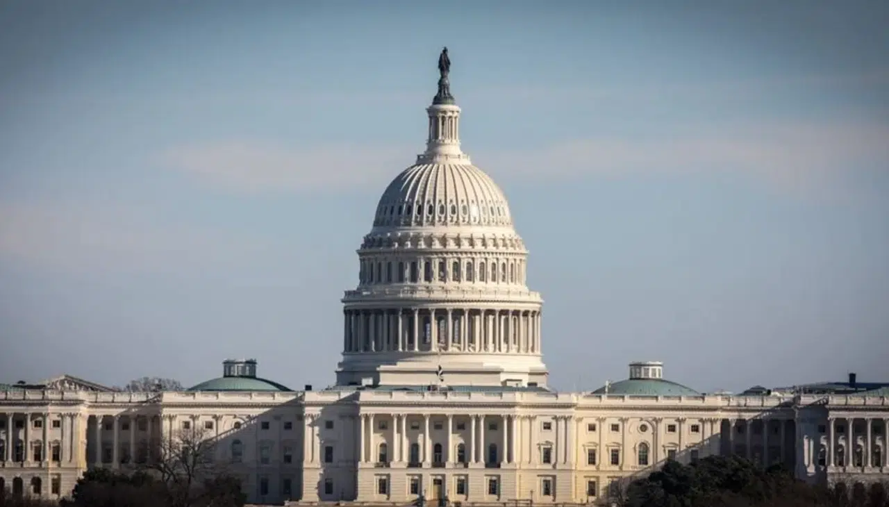 Washington'da İran çatlağı: Senato'dan Trump'ın savaş yetkilerine fren kararı