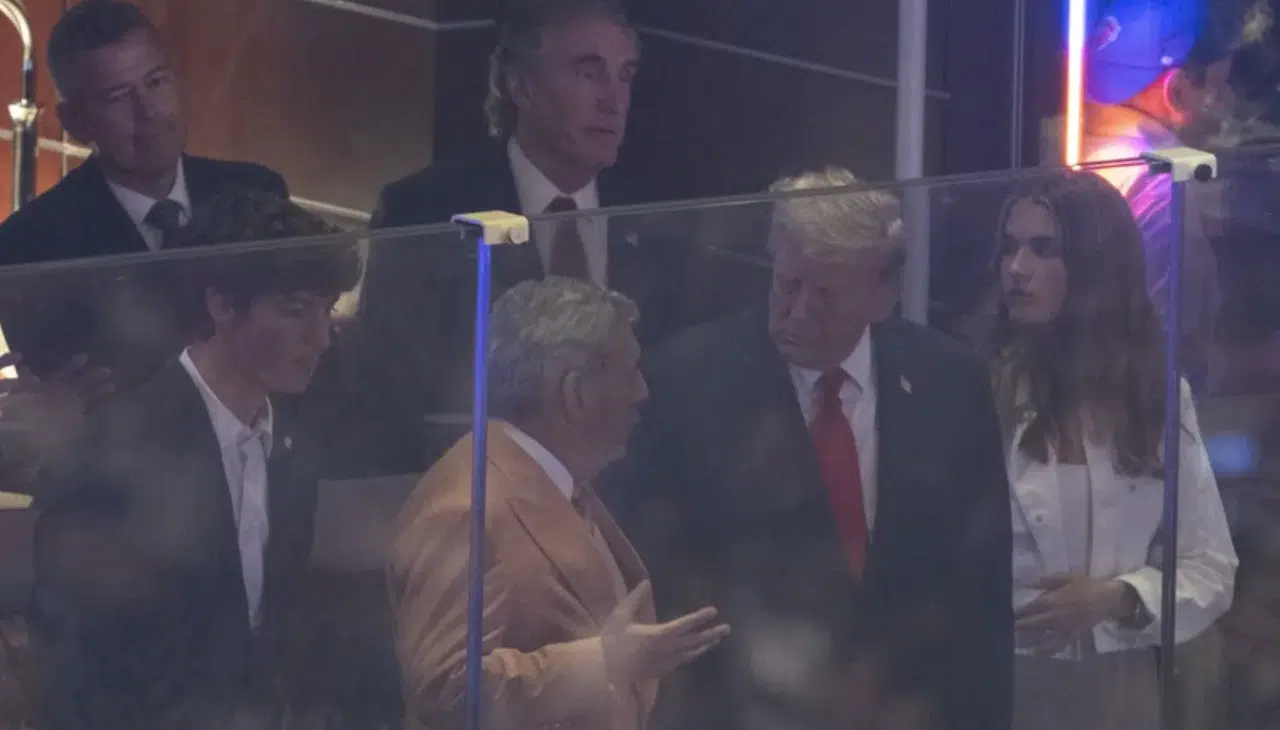 Donald Trump’a NBA finalinde dev protesto