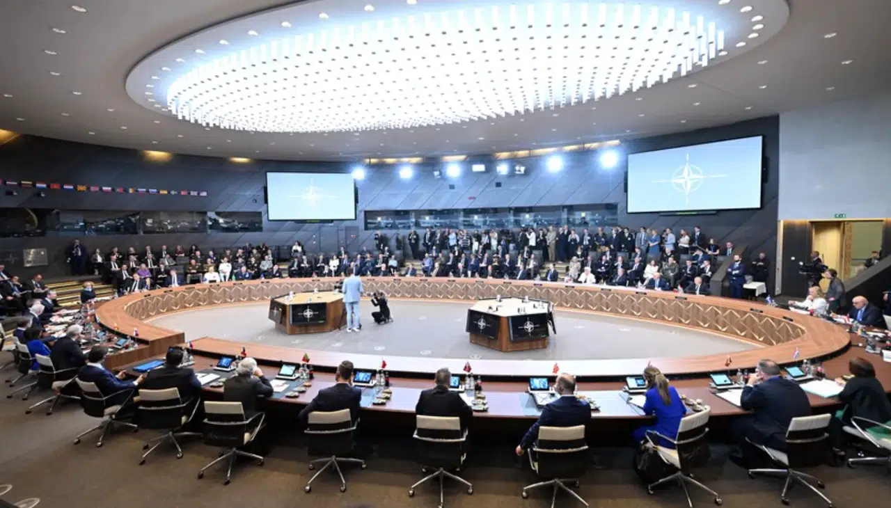 NATO’dan dünyayı sarsacak karar: Nükleer güçler harekete geçiyor