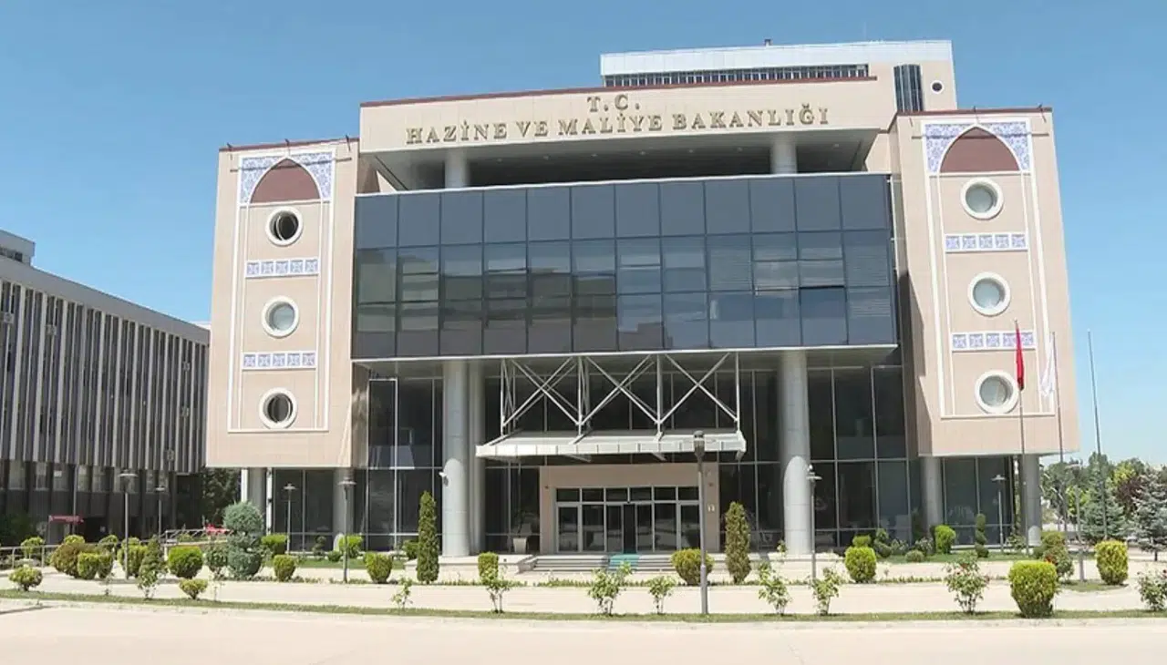 Kritik imzalar atıldı! Hazine’den yılın en dikkat çeken finansal güç gösterisi
