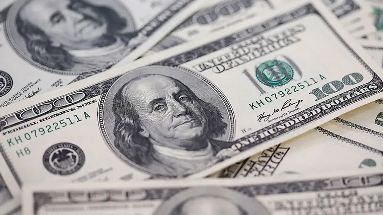 Dolar/TL 47,52 seviyesini buldu, piyasalarda dalgalanma gözleniyor