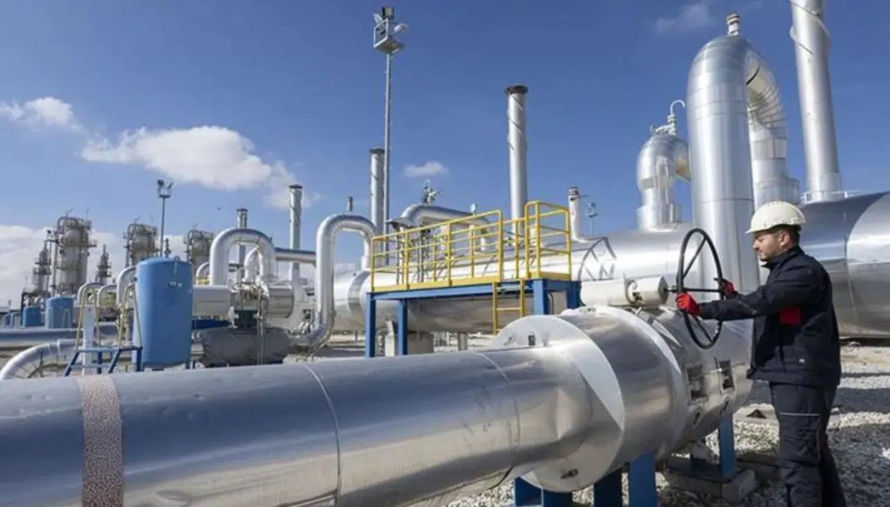 Gazprom: ABD'nin LNG etkisi Avrupa gaz fiyatlarını artırdı