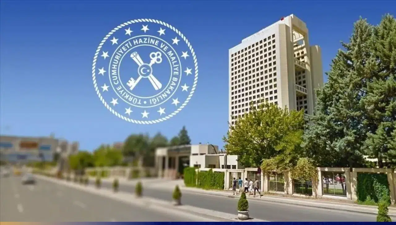 Hazine, iki ihaleyle toplam 95,3 milyar lira borçlandı