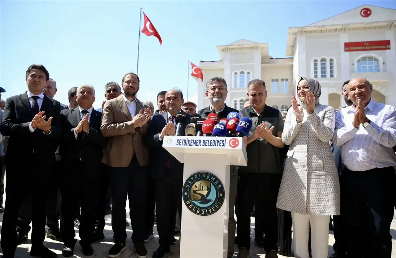 Tarım ve Orman Bakanı Yumaklı, Seydikemer Belediyesi'nde tarıma dayalı organize sanayi bölgesi müjdesi verdi