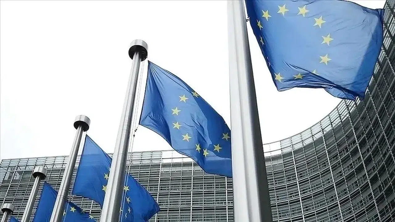 AB'nin dış ticaret açığı mayıs ayında 12,1 milyar avroya ulaştı