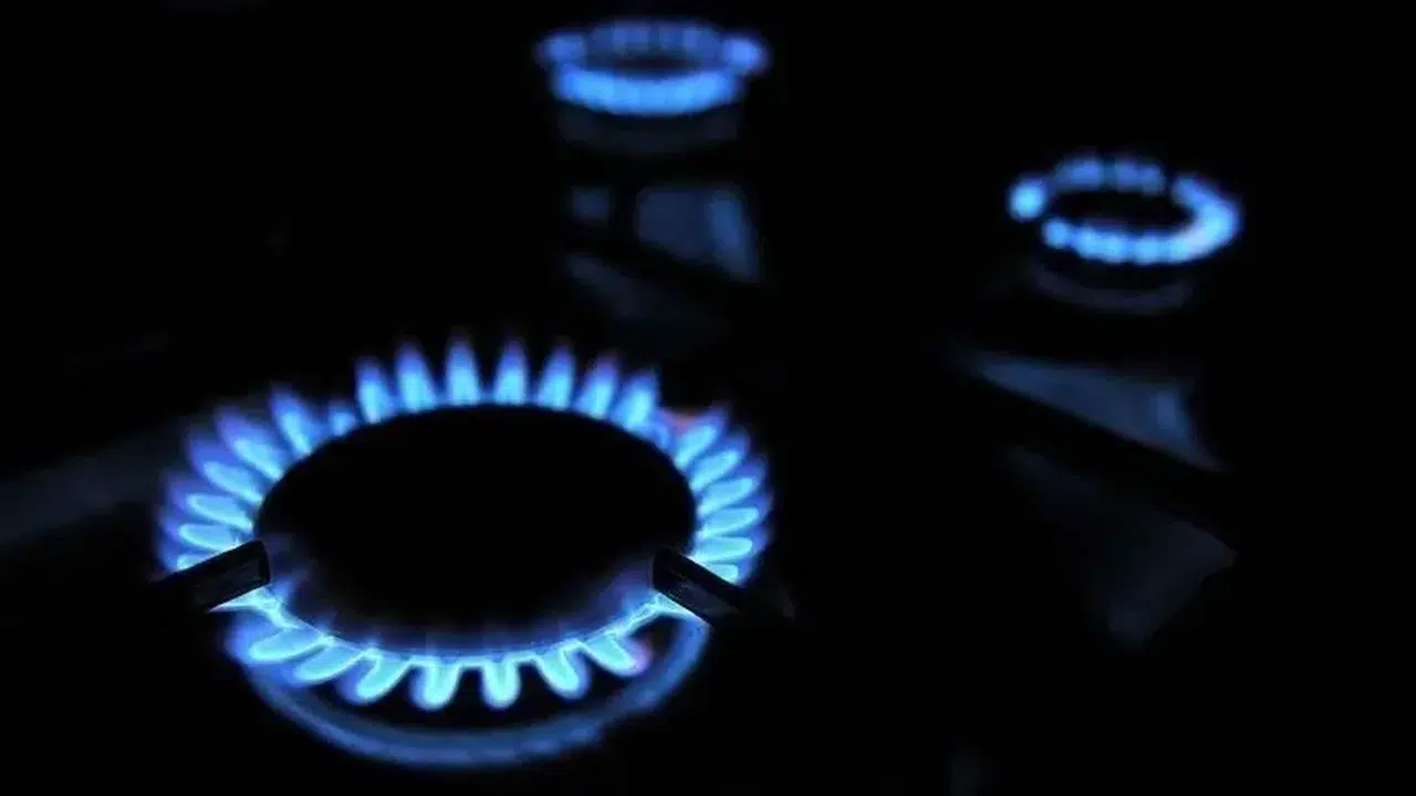 Doğal gaz spot piyasasında referans fiyat ve işlem hacmi düştü