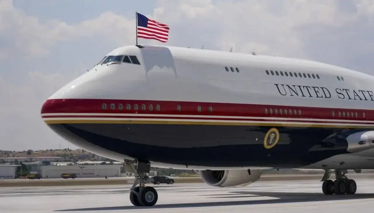 Beyaz Saray'da güvenlik krizi: Trump'ın yeni uçağında füze kalkanı yok iddiası!