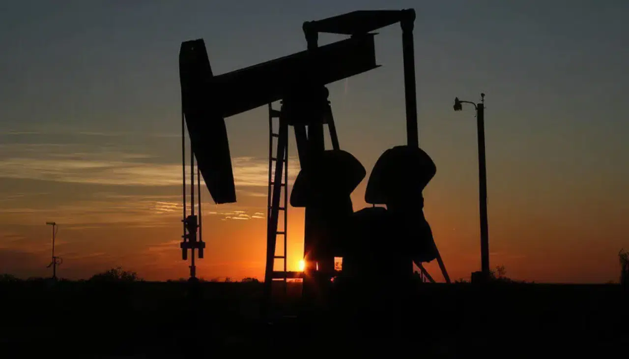 ABD'nin İran'a yönelik saldırıları petrol fiyatlarını yükseltti