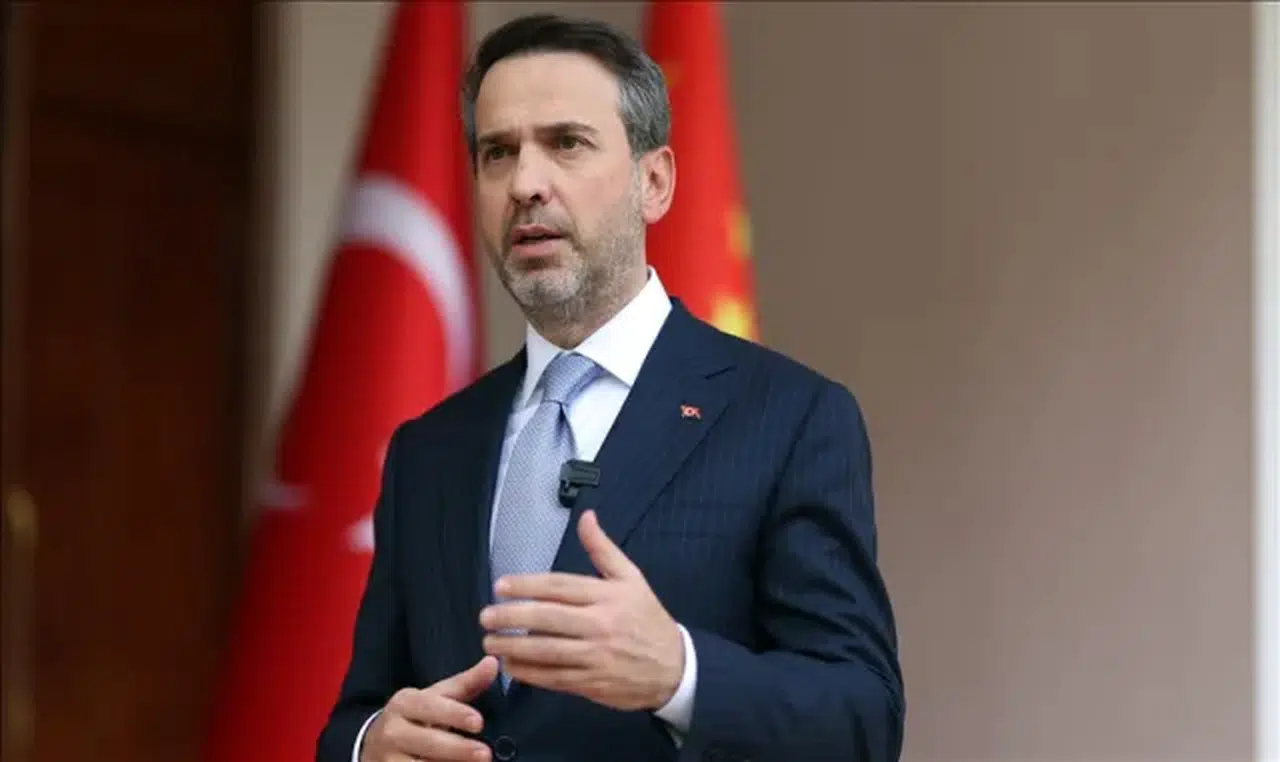 Enerji Bakanı Bayraktar, Kerkük valisi ile enerji işbirliğini görüştü