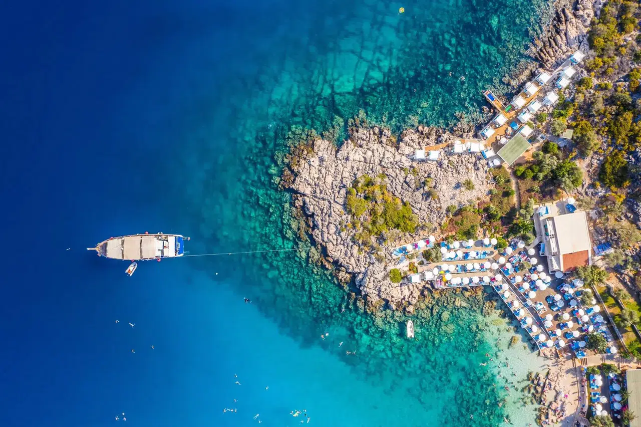 Türk turizminde gelir 25,7 milyar dolara ulaştı!
