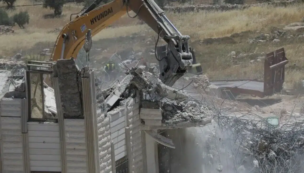 Batı Şeria'da İsrail işgali altında yeni bir yıkım