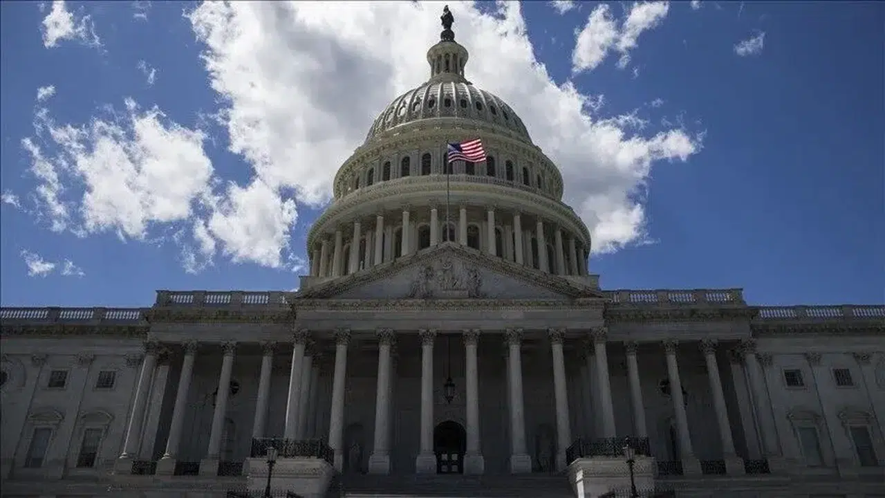 Epstein skandalında yeni perde: Senato'dan Maxwell kararı oy birliğiyle geçti