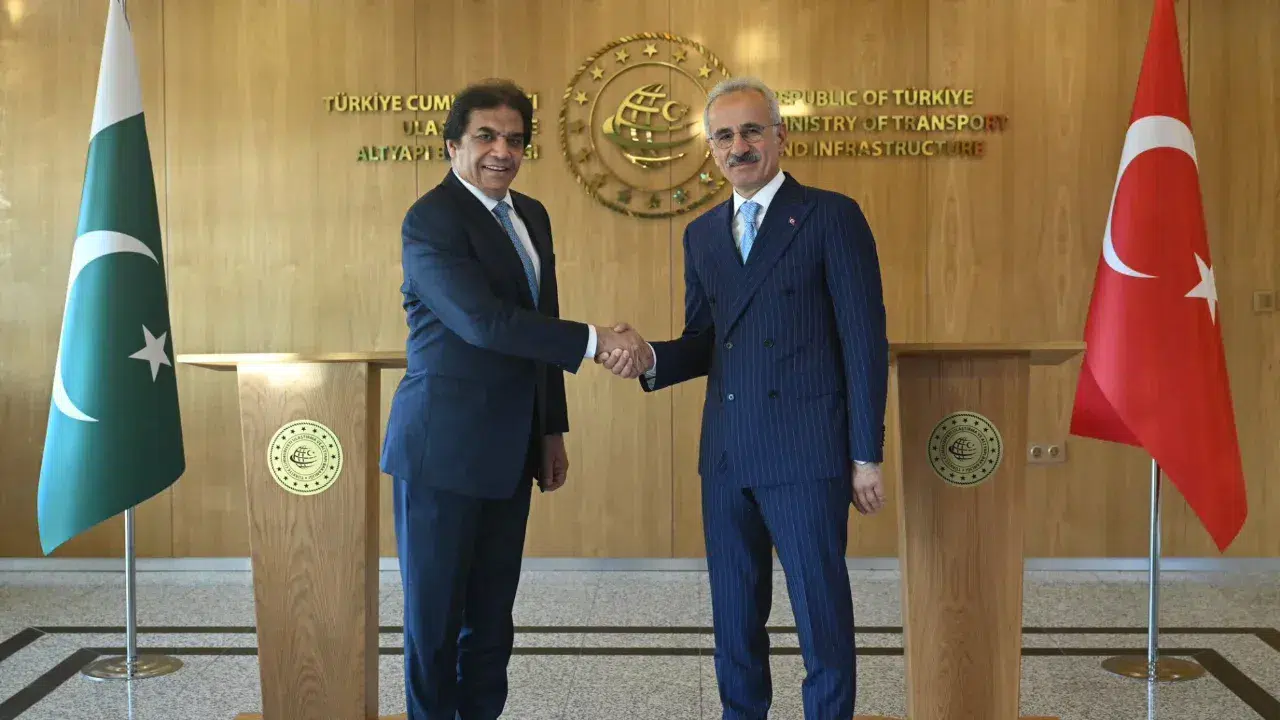 Türkiye ve Pakistan arasındaki demir yolu işbirliği güçleniyor