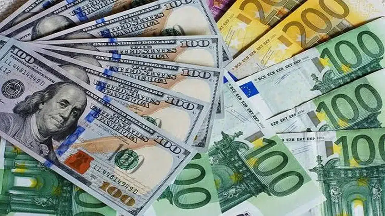 Döviz piyasasında yeni gün: Dolar ve avro fiyatları güncelleniyor