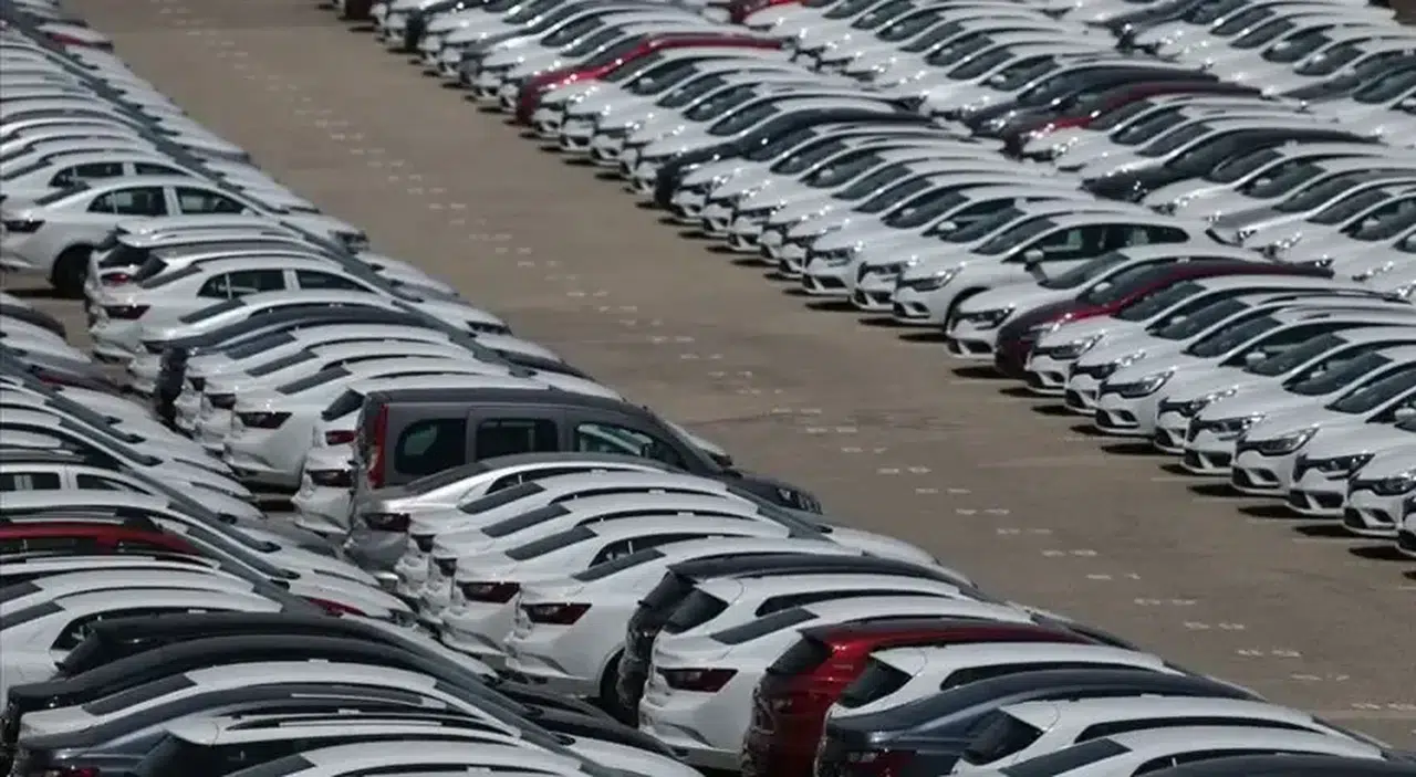 Otomobil ve hafif ticari araç satışları ocak-temmuz döneminde %10,72 azaldı