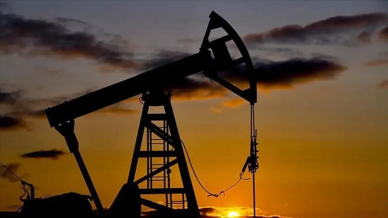 ABD'de petrol sondaj kuleleri sayısı azalıyor: Son veriler açıklandı