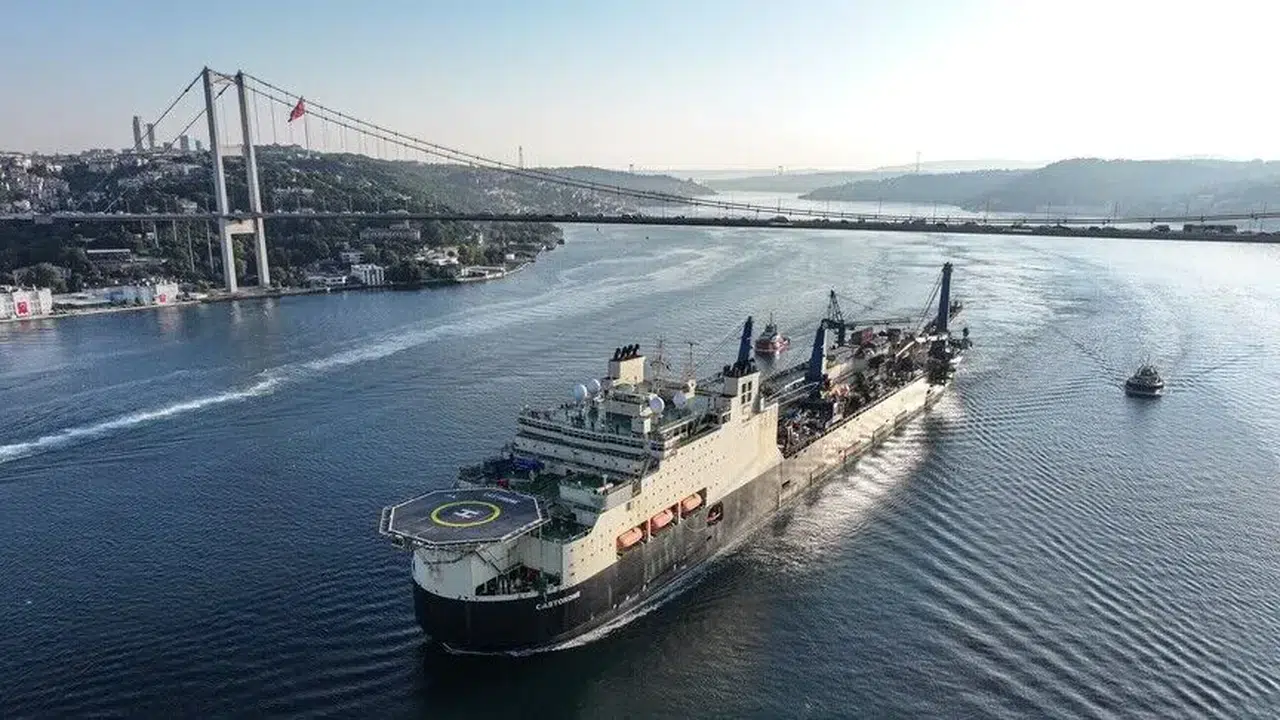 İstanbul Boğazı’nda dev trafik: Yılın ilk yarısına ait rakamlar açıklandı!