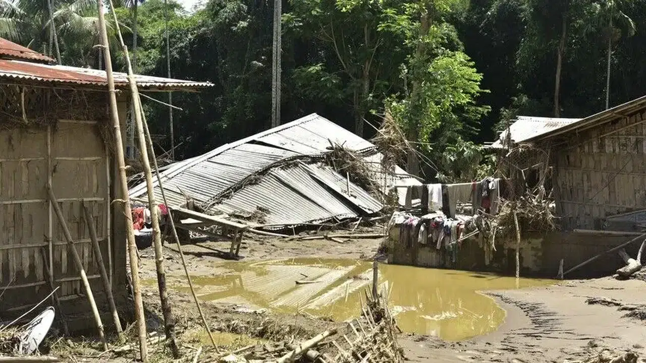 Assam eyaletindeki sellerde ölü sayısı 100’ü buldu