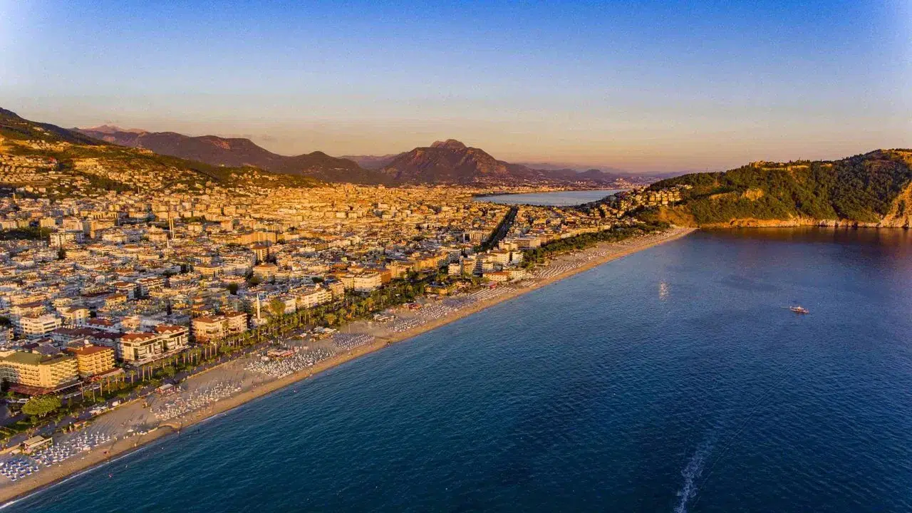 Alanya'da turizm sezonunun uzaması umutları artıyor