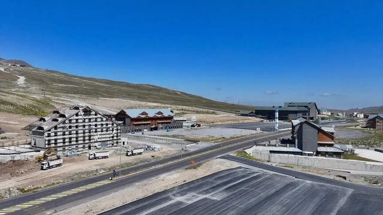 Erciyes Kayak Merkezi'nde otel yatırımları ile yatak kapasitesi üç katına çıktı