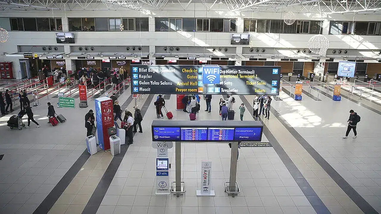 Antalya Havalimanı 7 ayda 19 milyon yolcuya ulaştı