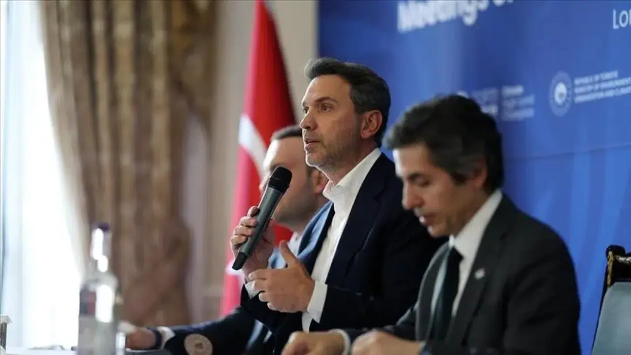 Alparslan Bayraktar, Türkiye'nin enerji dönüşümünü anlattı