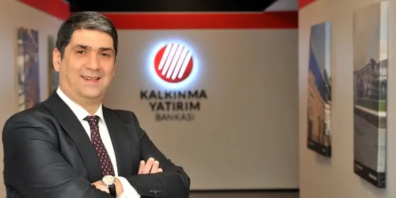 Finans sektöründe rekabet için yapay zeka vurgusu: İbrahim Öztop'tan önemli açıklamalar
