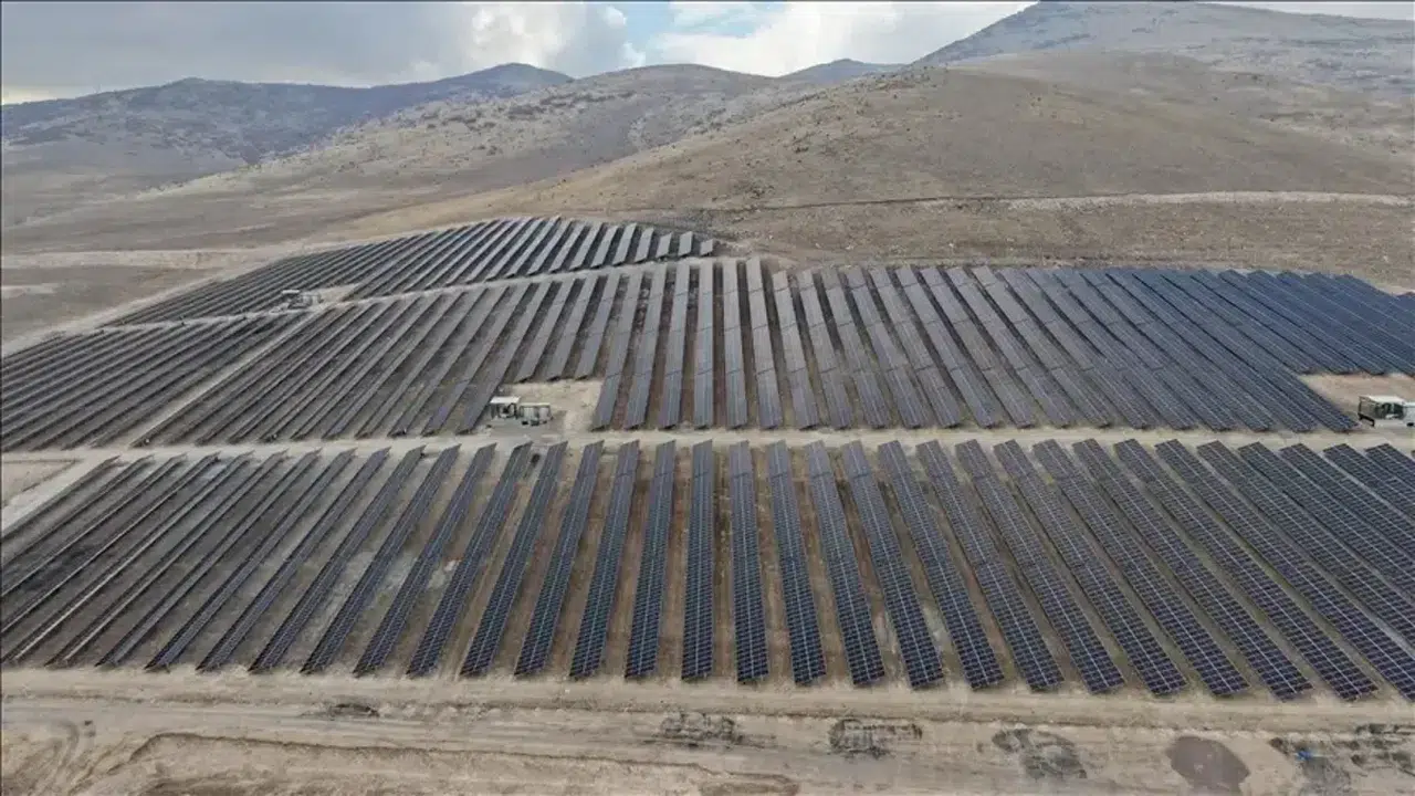 Erzurum'daki OSB, güneş enerjisiyle elektrik ihtiyacının yüzde 90'ını karşılayacak