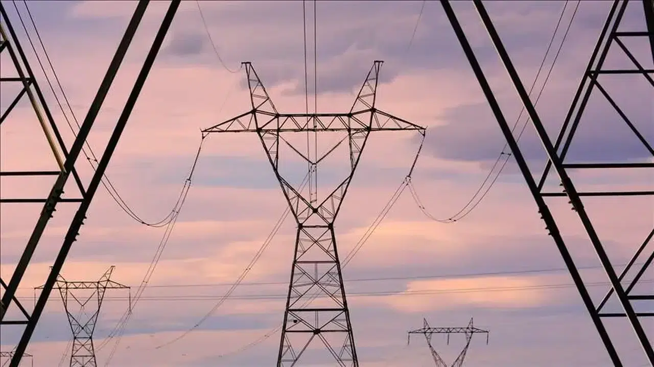 Türkiye'de günlük elektrik üretimi 966 bin 523 megavatsaat oldu