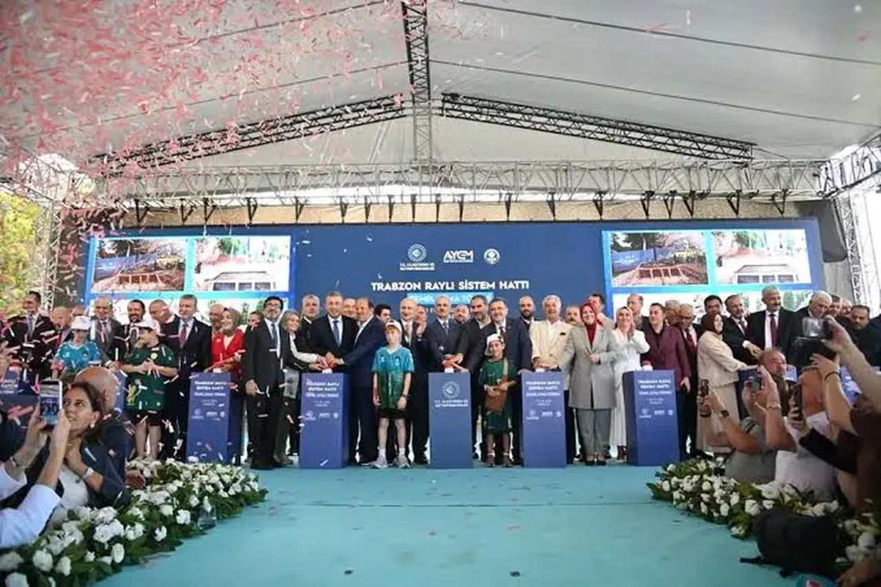Trabzon raylı sistem hattı temel atma töreni: Şehir içi ulaşımda yeni bir dönüm noktası