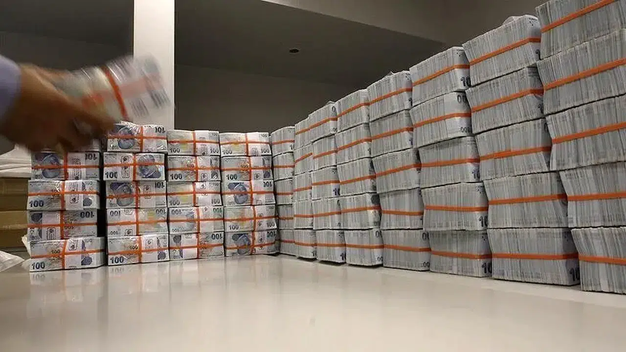 Bankalardaki mevduat hacmi 34 trilyon liraya yaklaştı!