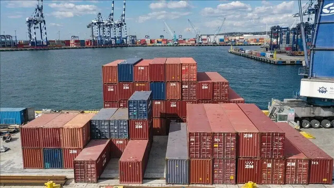 Türkiye'nin komşularına ihracatı yükselişte: 8 ayda 18,2 milyar dolar