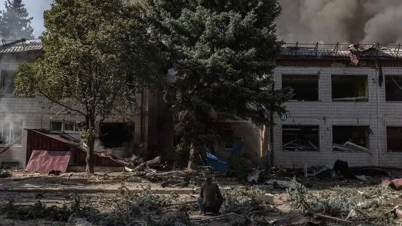 Rusya, Ukrayna’nın enerji ve askeri sanayi tesislerini vurdu