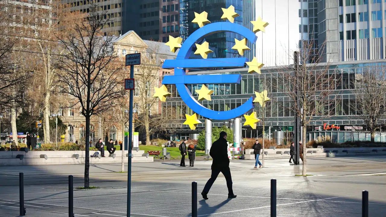 Avrupa Merkez Bankası, enerji fiyatları baskısıyla ikinci faiz artırımına hazırlanıyor
