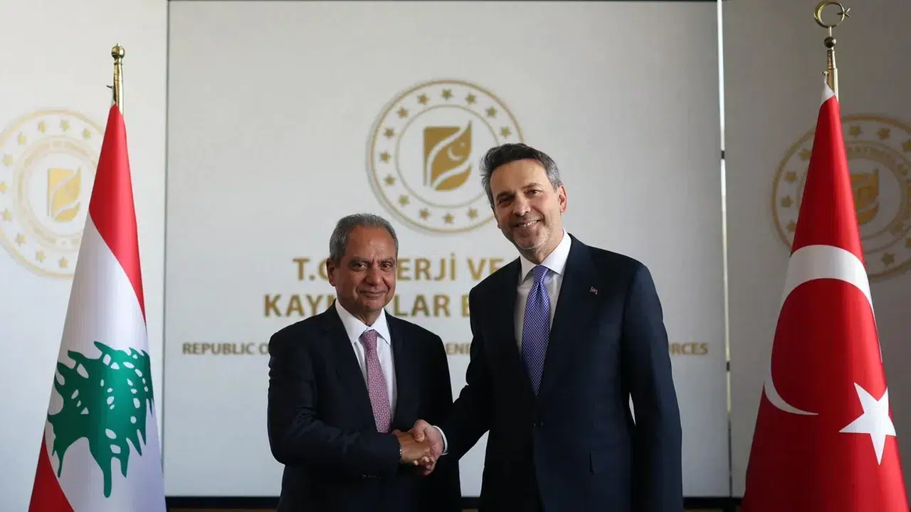 Enerji Bakanı Bayraktar, Lübnan ile enerji işbirliğini tartıştı