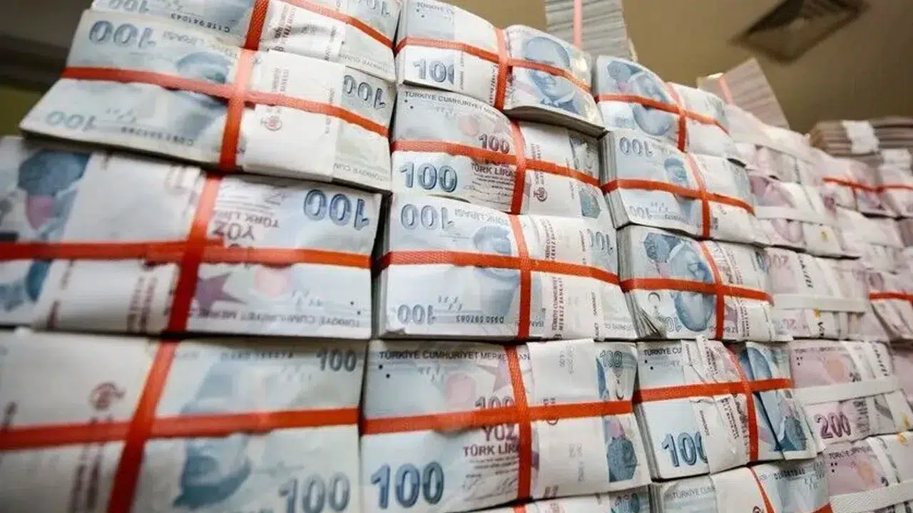 Bankacılık sektöründe mevduat azalırken kredi hacmi artış gösterdi